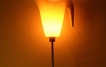 lampada-creata-con-annaffiatoio-ikea
